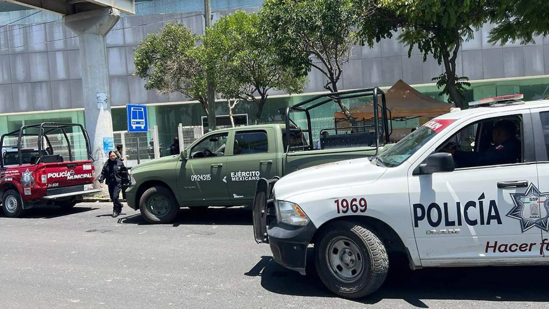 Fuerte movilización policial de los tres órdenes de gobierno se suscitó en la Casa de Justiciade Tehuacán